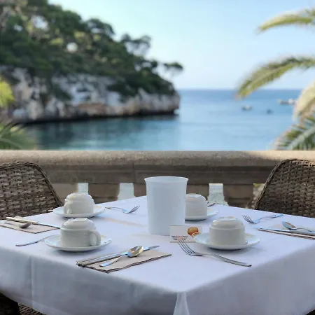 Cala Hotel 4*