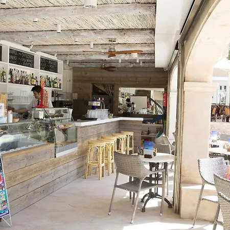 Cala Hotel